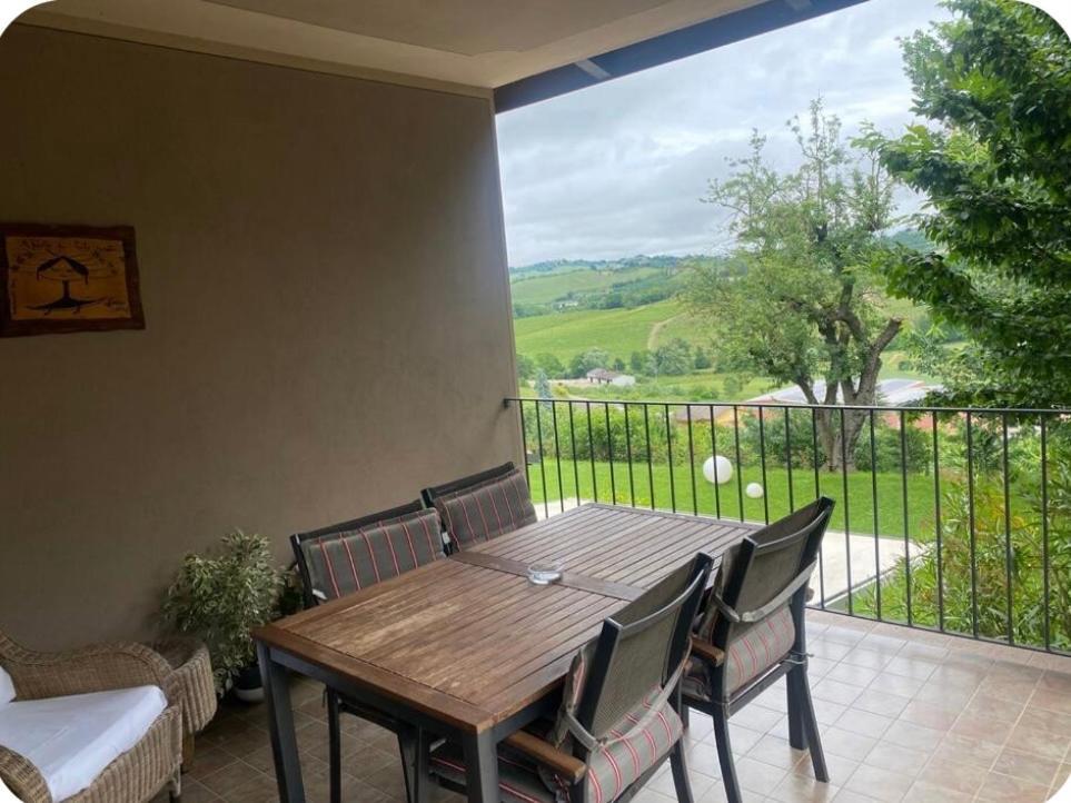 Agriturismo Bottega Di Rosanna Castagnole delle Lanze Екстер'єр фото