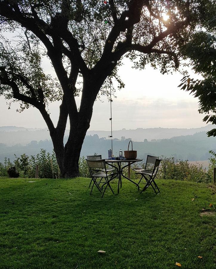 Agriturismo Bottega Di Rosanna Castagnole delle Lanze Екстер'єр фото